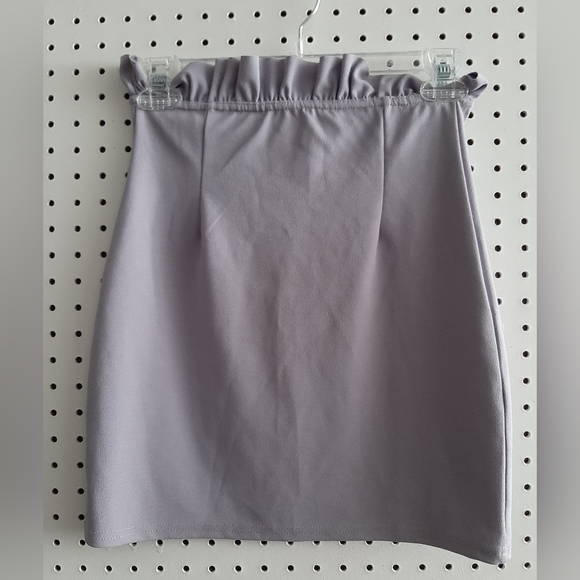 * Missguided Brand Skirt ~ Size 4 - Picture 4 of 4